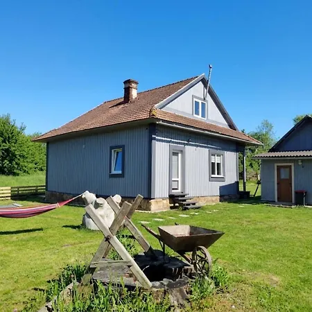 Apartament будинок на гірці біля сколе, котедж, гостьовий, карпати басейн чан